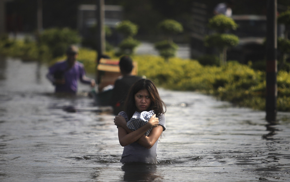 thailand banjir Banjir 1027 di Thailand, 23 di Bangkok terancam 