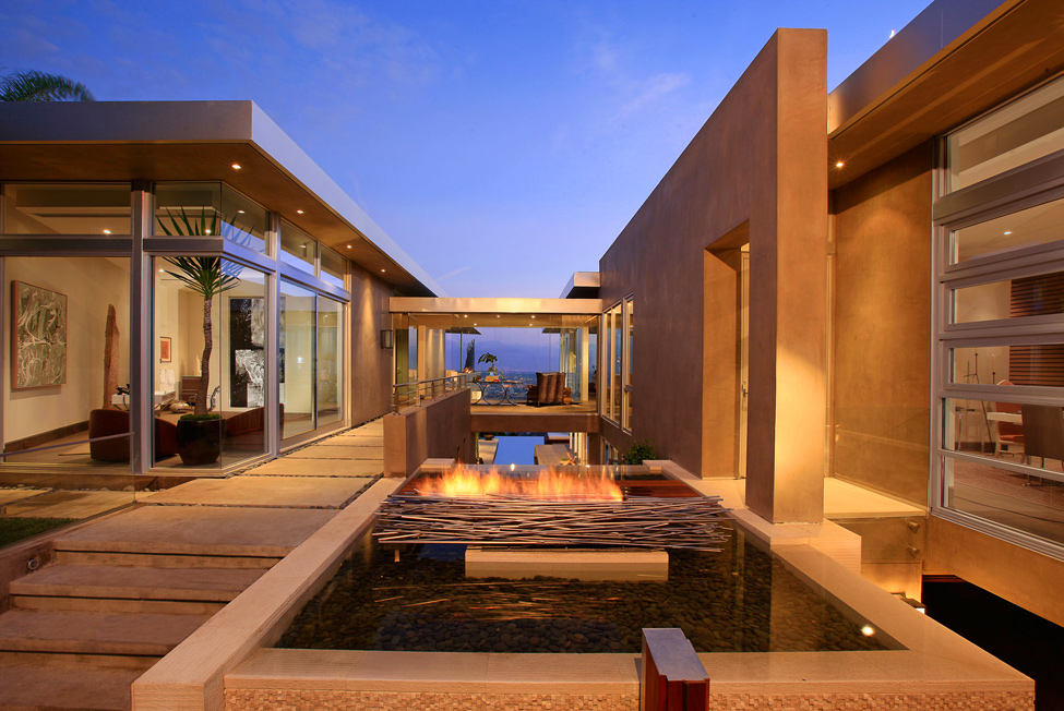 570 Blue Jay Way Residence от McClean Design – красивая жизнь в красивом особняке