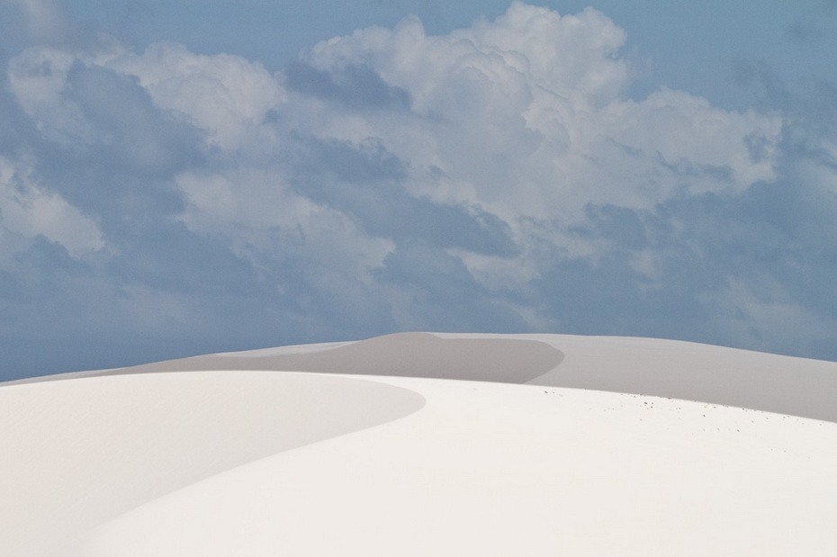 Oifyv000 Простыни Мараньяна: Белые пески Lencois Maranhenses Бразилии