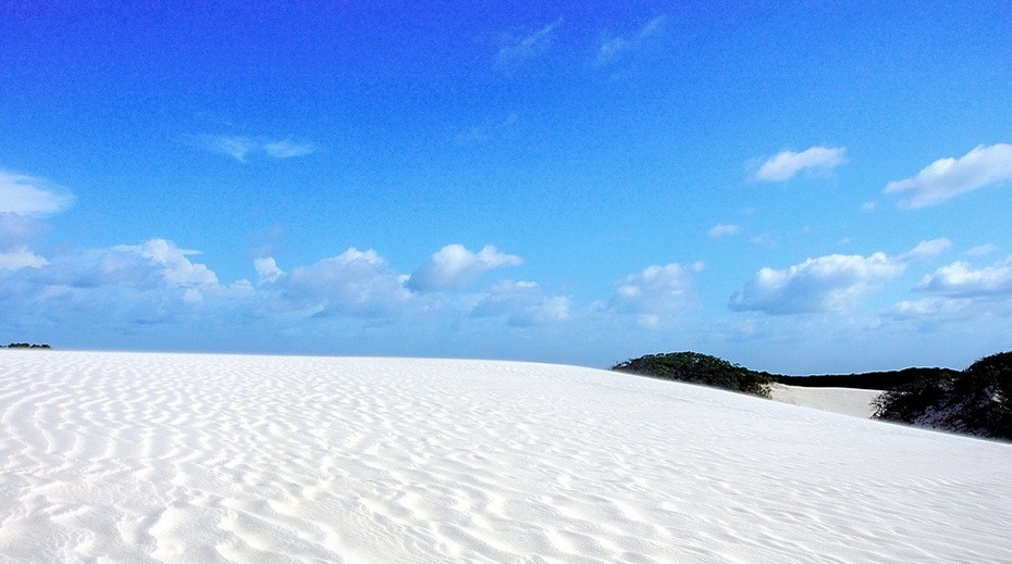 gDxWE000 Простыни Мараньяна: Белые пески Lencois Maranhenses Бразилии