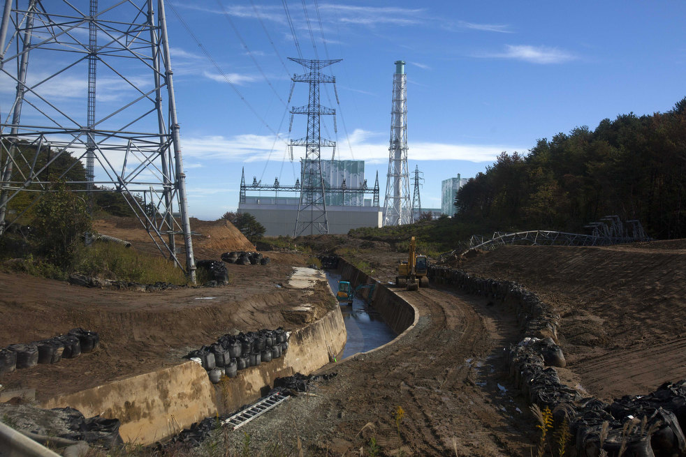 inside fukushima b 20 АЭС «Фукусима 1» через 8 месяцев после цунами