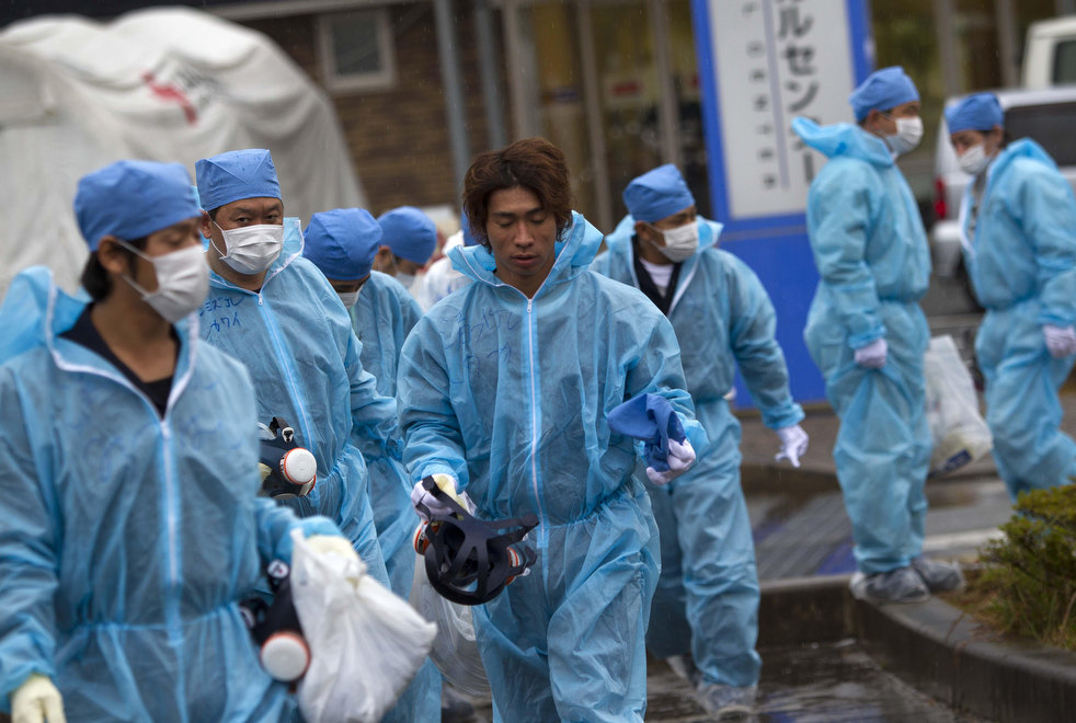 inside fukushima b 27 АЭС «Фукусима 1» через 8 месяцев после цунами