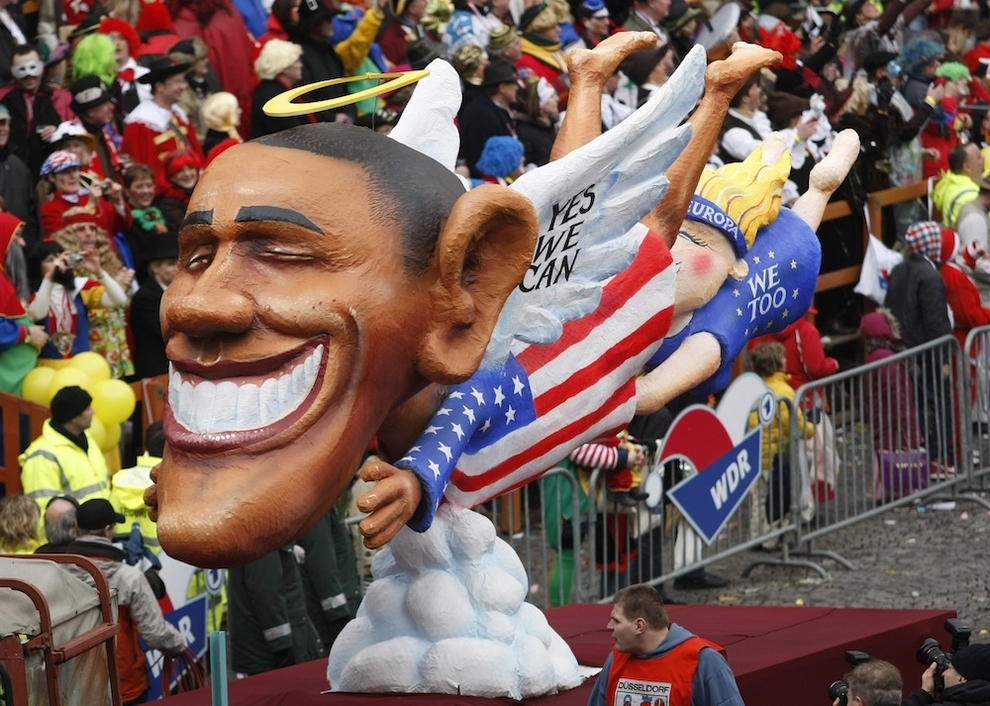15100 Strange Carnival platform with Obama