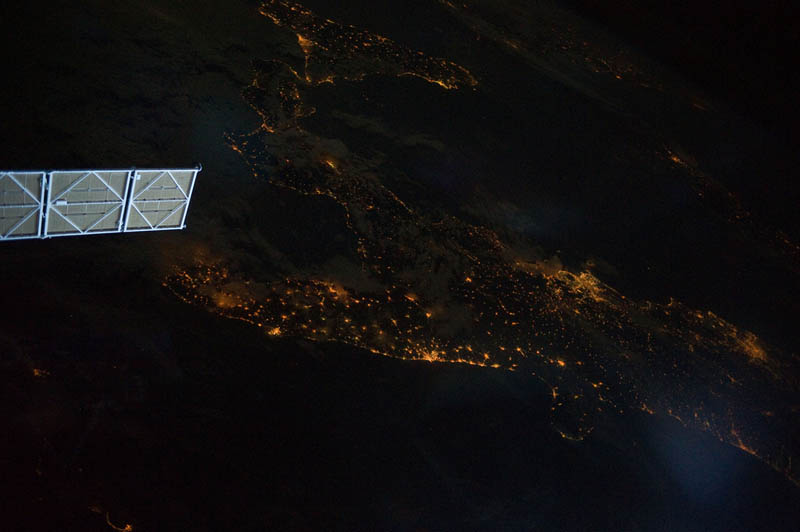 1911 Ночь на планете: 30 фото из космоса