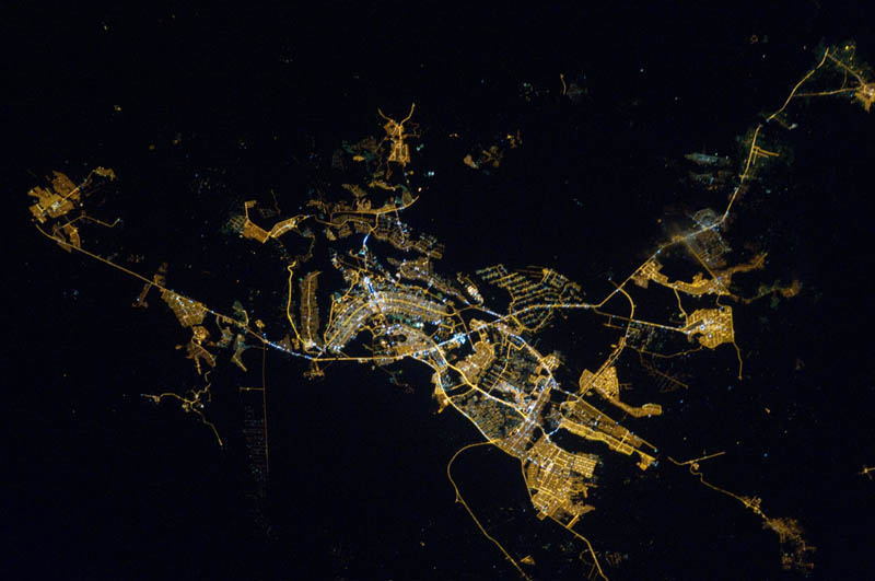 5140 Ночные города. Вид из космоса.