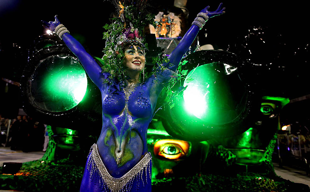 5153 Карнавал в Рио 2012