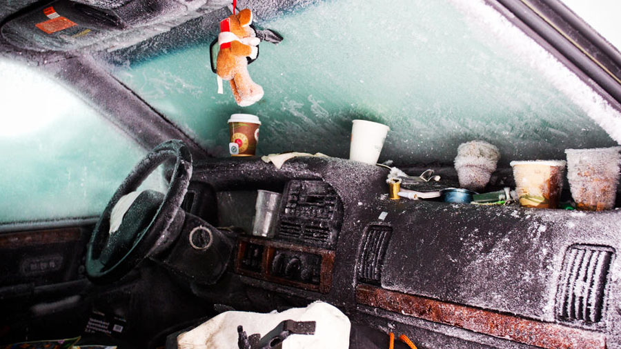 6556x Швед выжил после 2 месяцев, проведенных в заваленной снегом машине