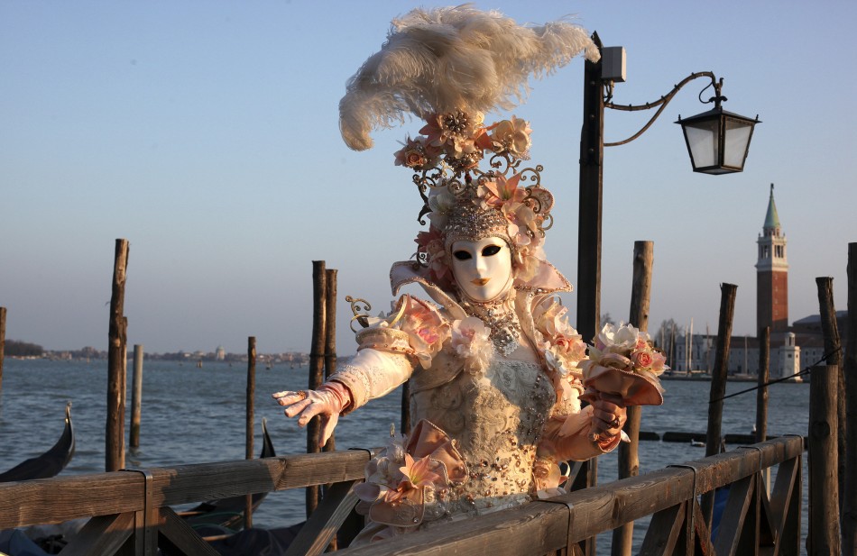 7101 Разнообразие масок Венецианского карнавала