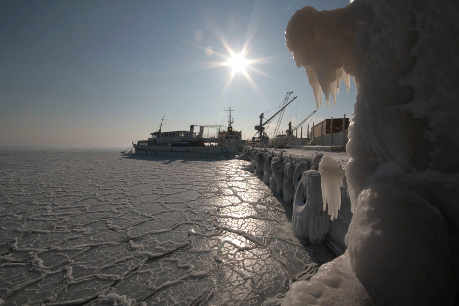 freeze07 Черное море впервые за 30 лет покрылось льдом