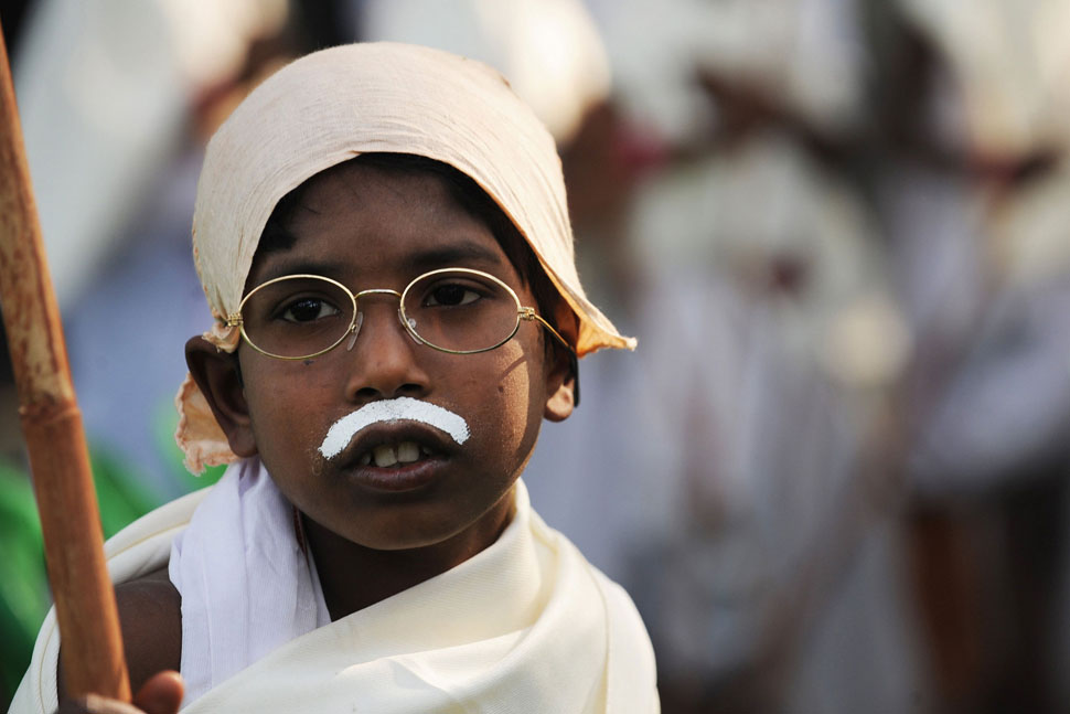 gandi04 В Калькутте состоялся марш маленьких Ганди