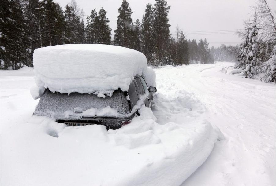 tVrq9yOy Швед выжил после 2 месяцев, проведенных в заваленной снегом машине