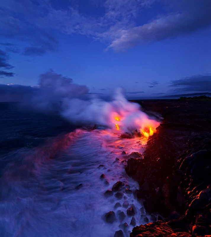 10164 Любитель лавы – фотограф в опасной близости от вулкана на Гавайях