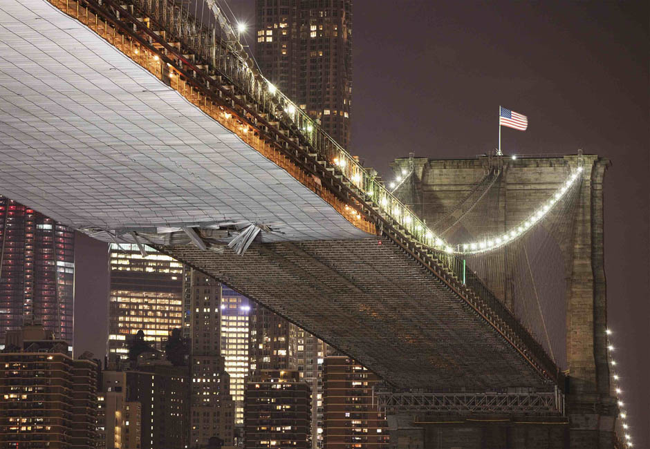 1201 Инцидент в Нью Йорке поврежден Бруклинский мост