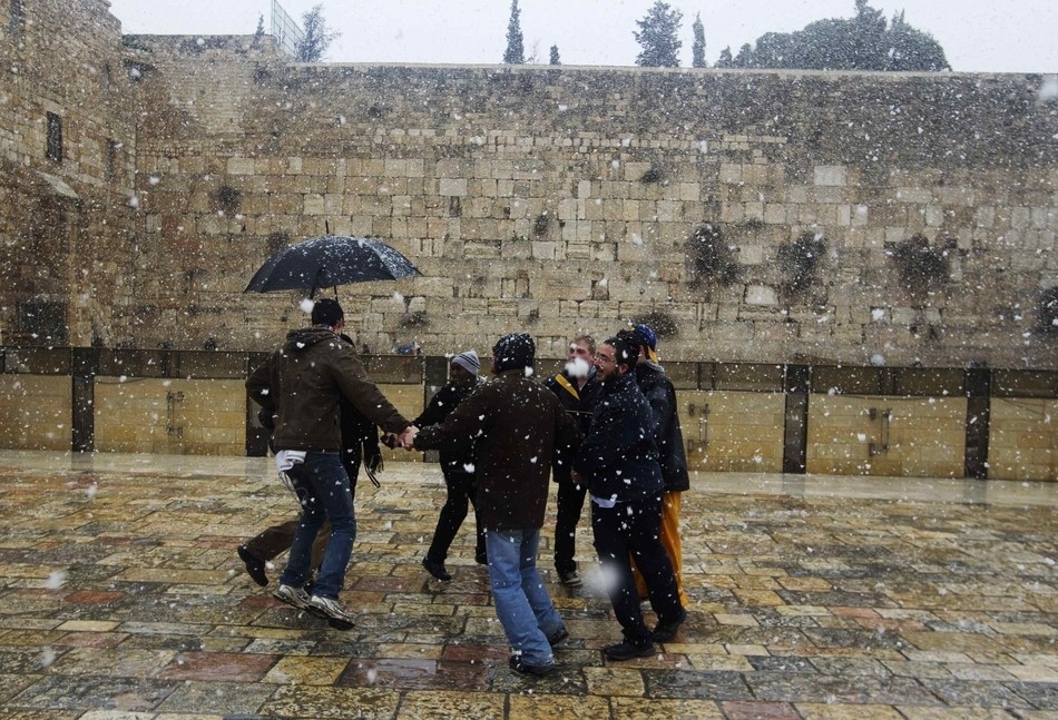 1213 Иерусалим занесло снегом