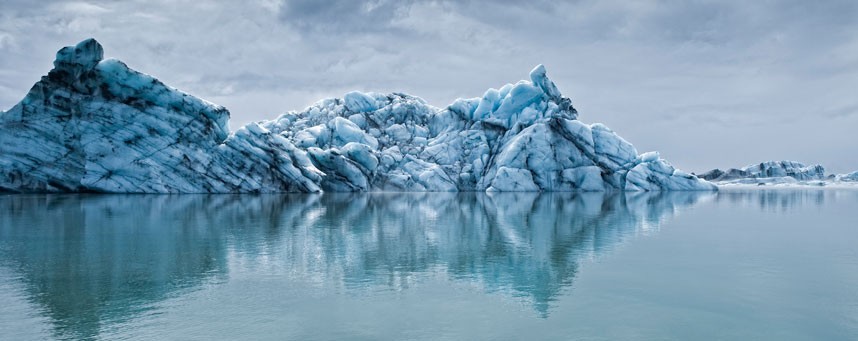 1669 Голубые айсберги и ледники Исландии