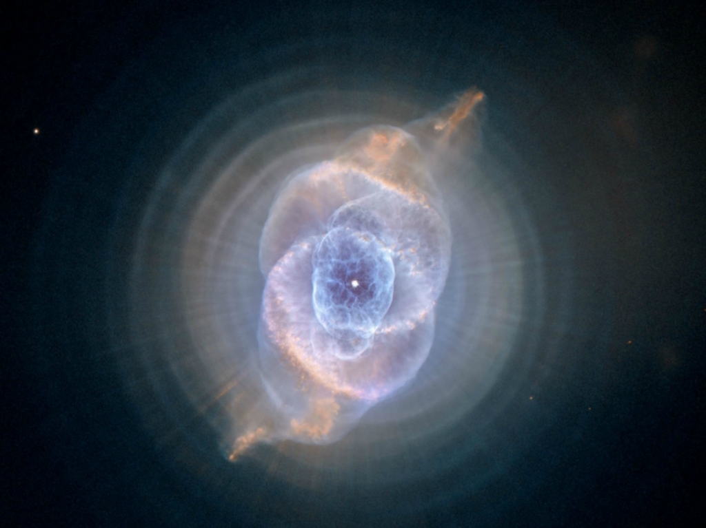 22116 Большое фотопутешествие в космос с телескопом Хаббл