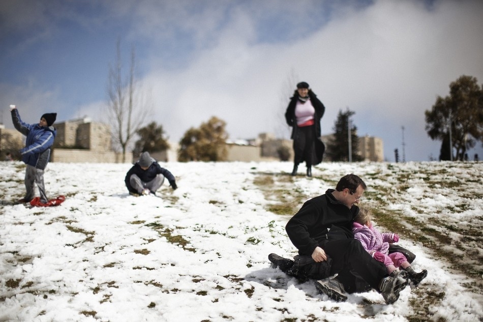 264 Иерусалим занесло снегом