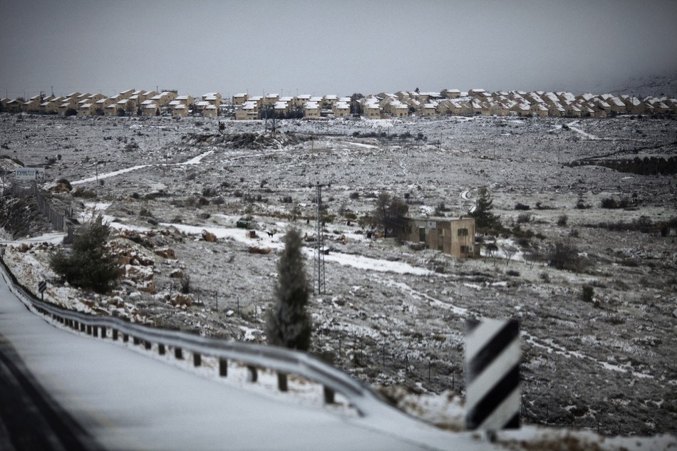 353 Иерусалим занесло снегом