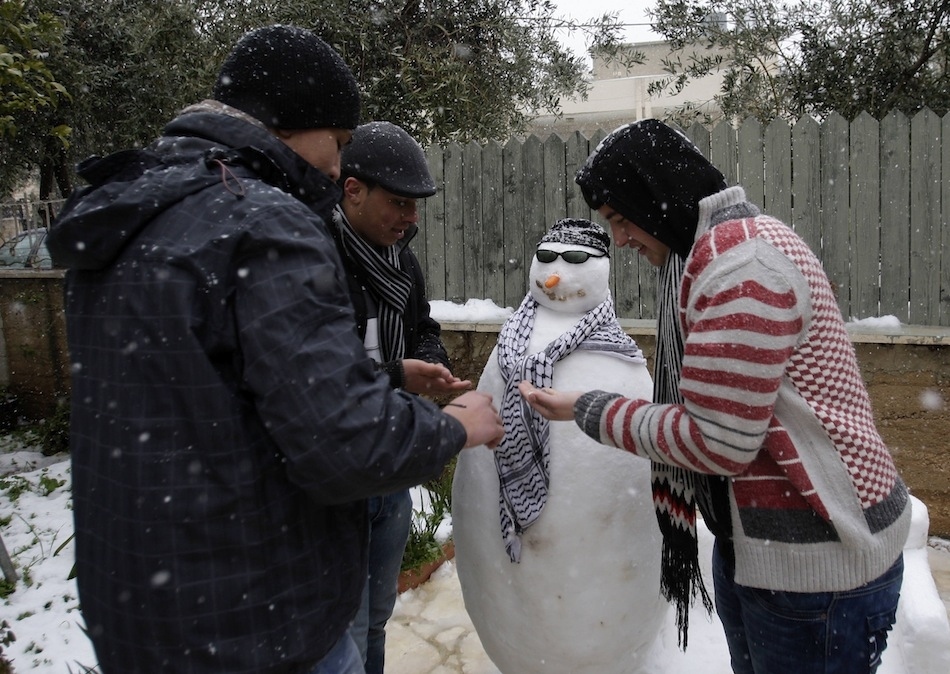 401 Иерусалим занесло снегом