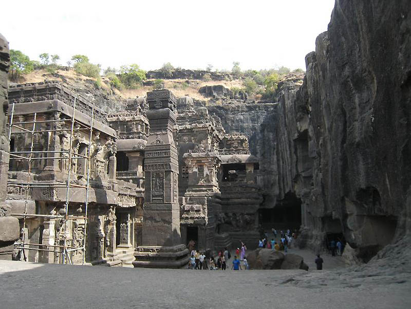 427 Эллора пещерные храмы Индии