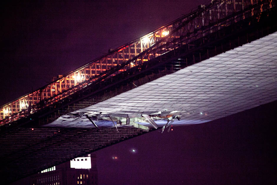 572 Инцидент в Нью Йорке поврежден Бруклинский мост