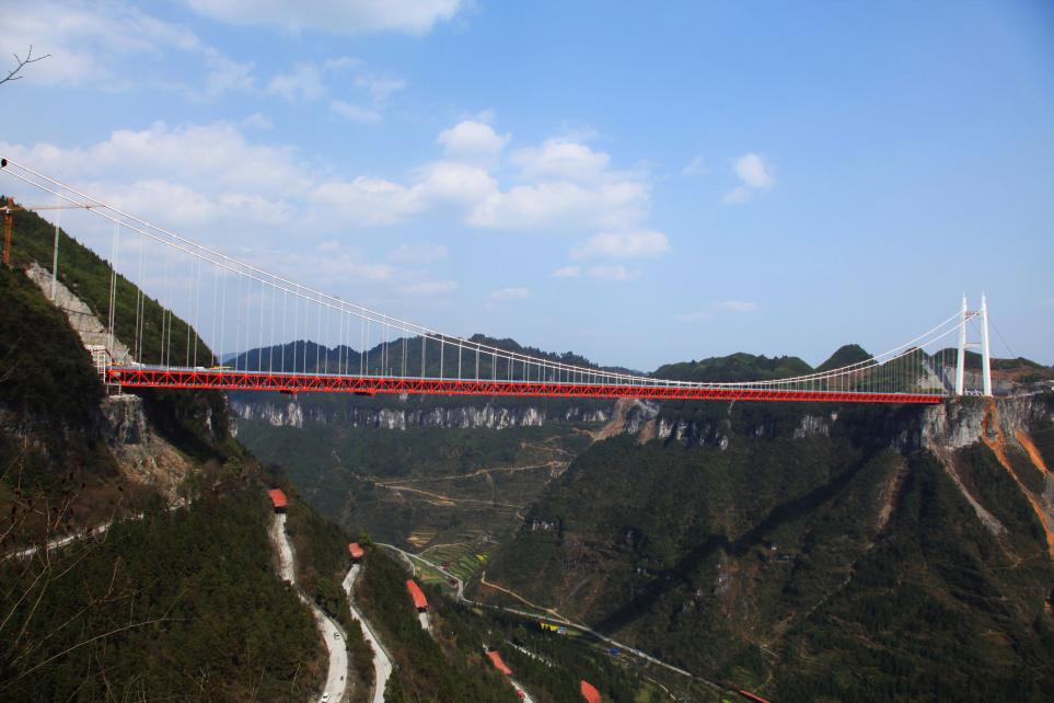41fp120331a965 Китайцы построили самый длинный в мире мост через пропасть