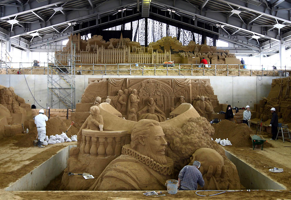 438 Выставка песочных скульптур на дюне Тоттори