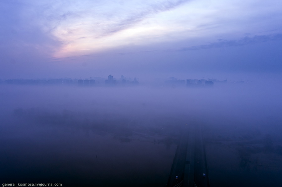 bridge10 Туманный рассвет над Киевом на высоте 136 метров