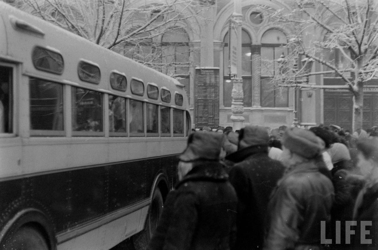 amer25 Американские туристы в Ленинграде зимой 1955 1956 гг.