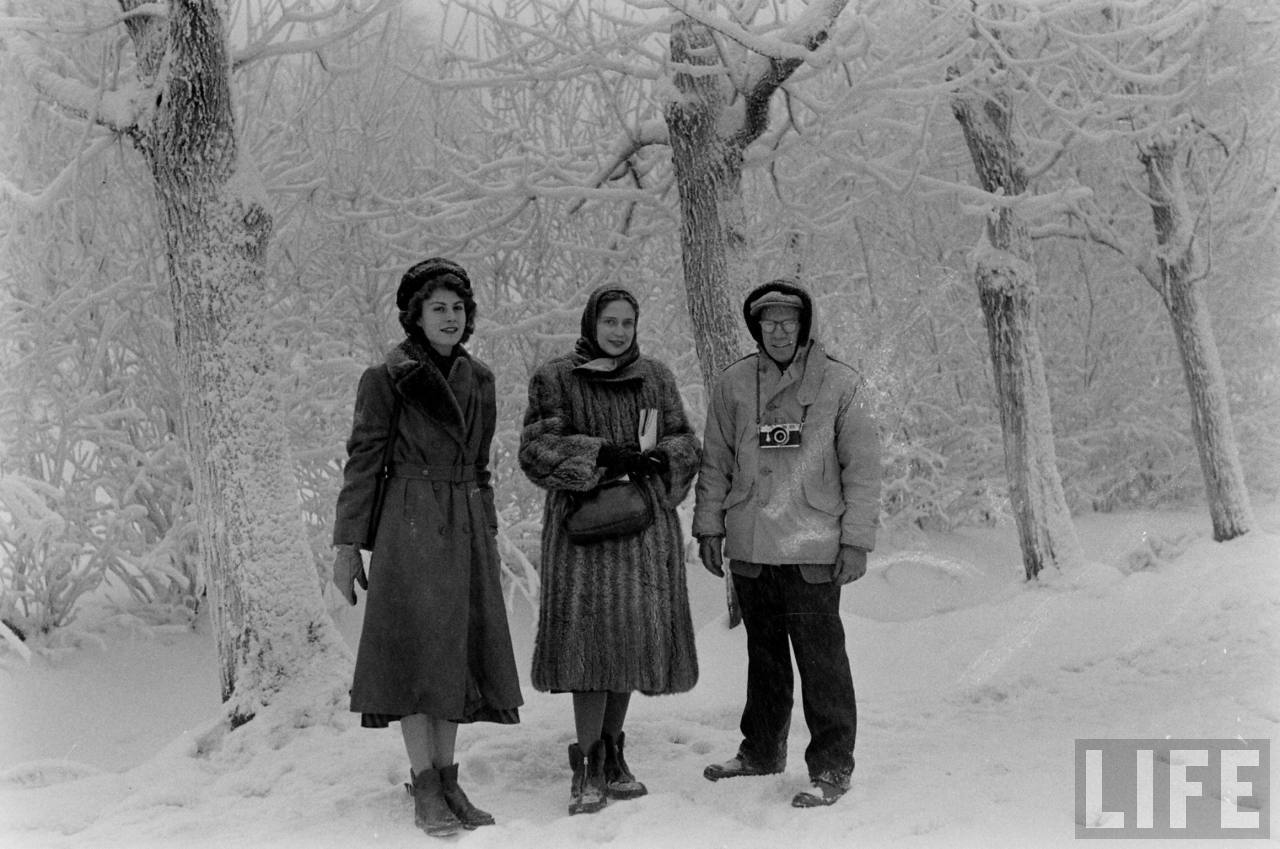 amer34 Американские туристы в Ленинграде зимой 1955 1956 гг.