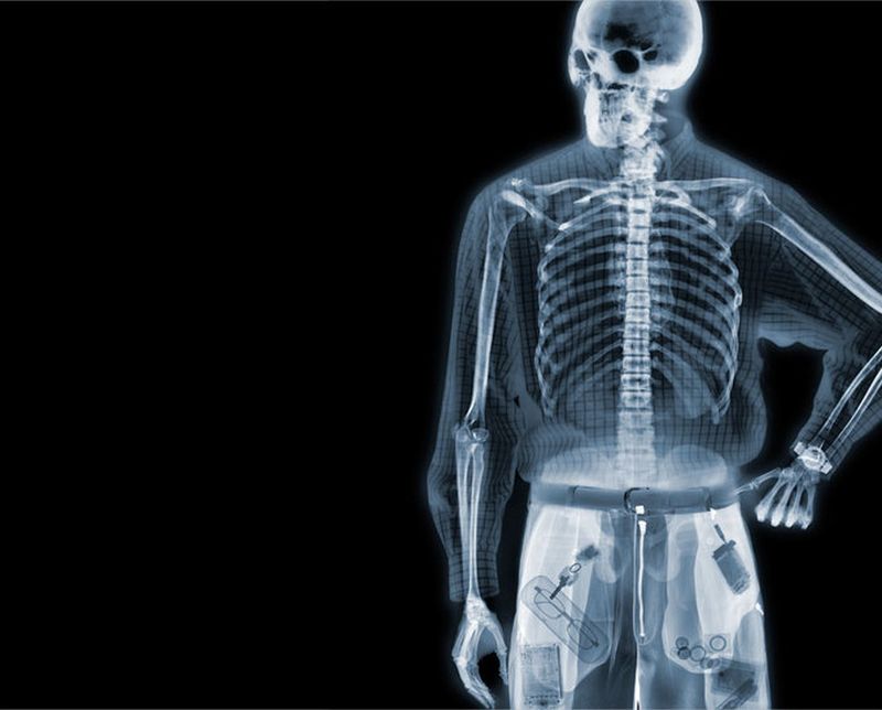 3Одетый человек Рентгеновский взгляд на мир Ника Визи