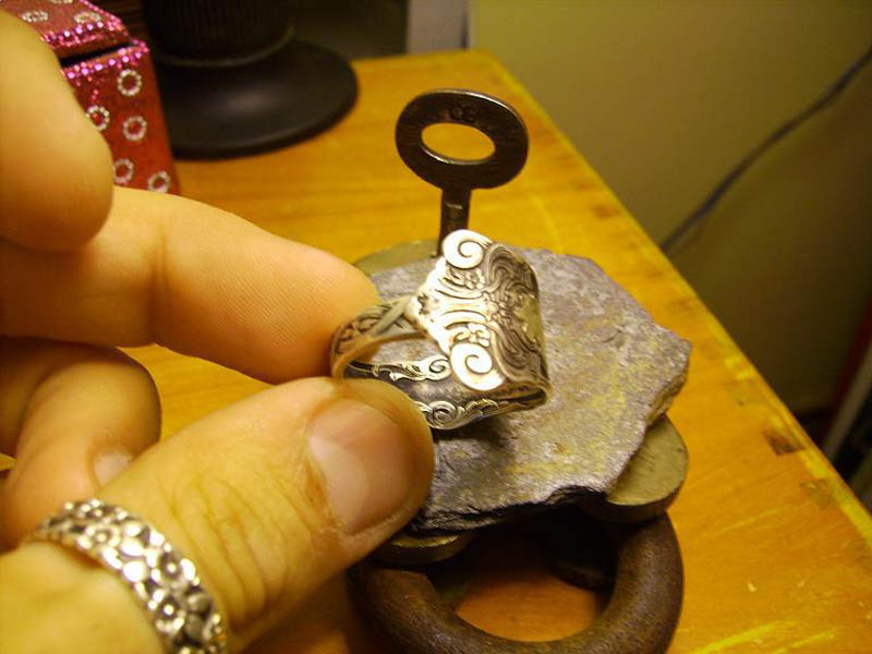 Как сделать ювелирное украшение из серебра