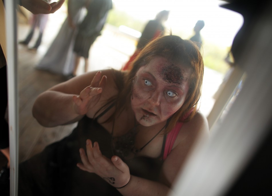 zombie 4 Угроза зомби апокалипсиса в фотографиях