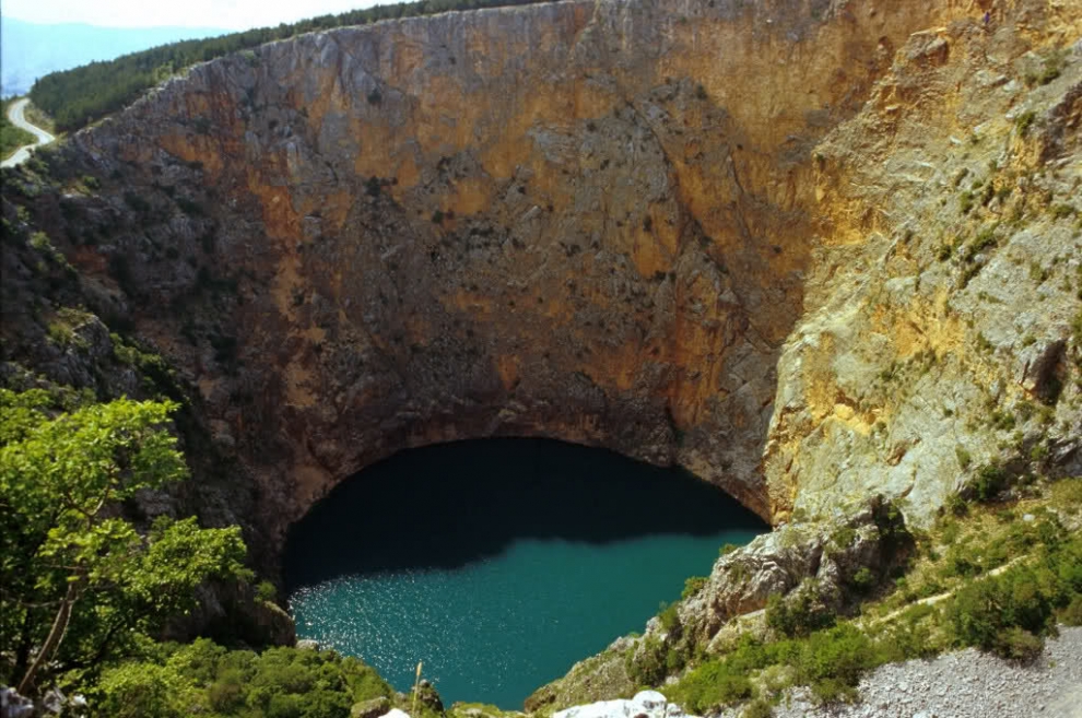 지상에서 1,314 여섯 가장 아름다운 자연 구멍 