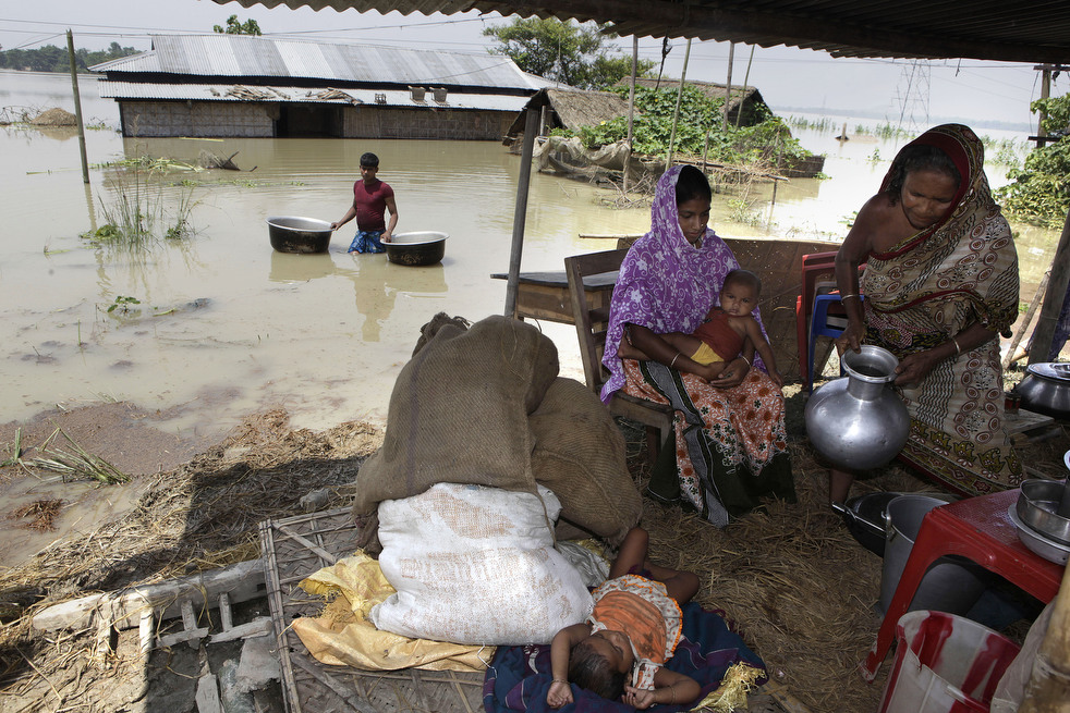 India 15 Наводнение в Индии: 80 человек погибли, более 1 млн остались без крова