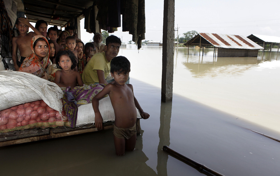 India 16 Наводнение в Индии: 80 человек погибли, более 1 млн остались без крова