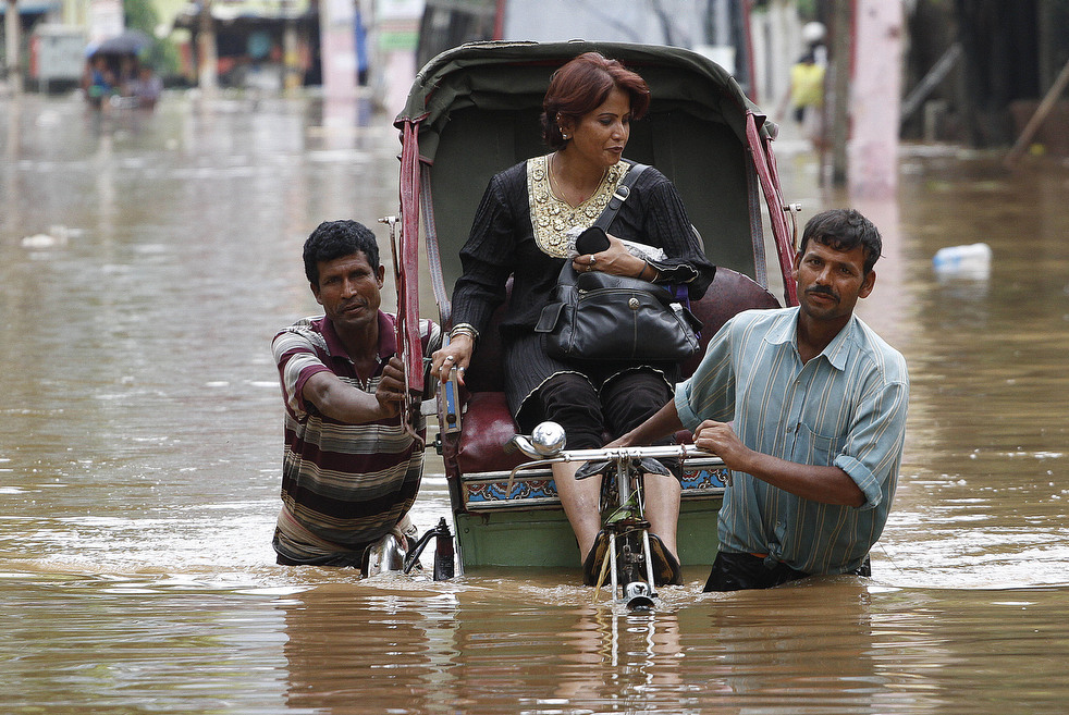 India 22 Наводнение в Индии: 80 человек погибли, более 1 млн остались без крова