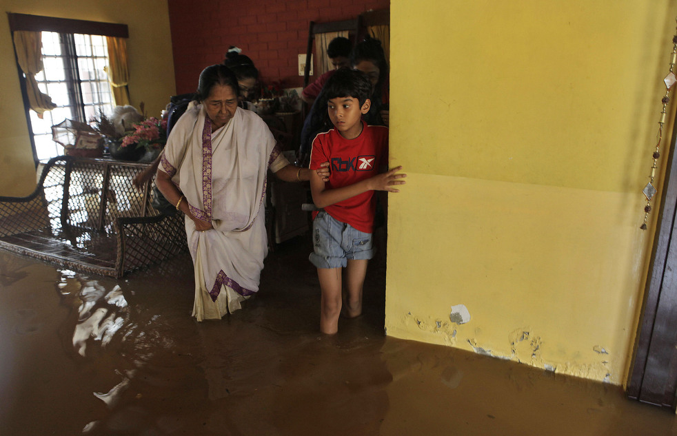 India 23 Наводнение в Индии: 80 человек погибли, более 1 млн остались без крова