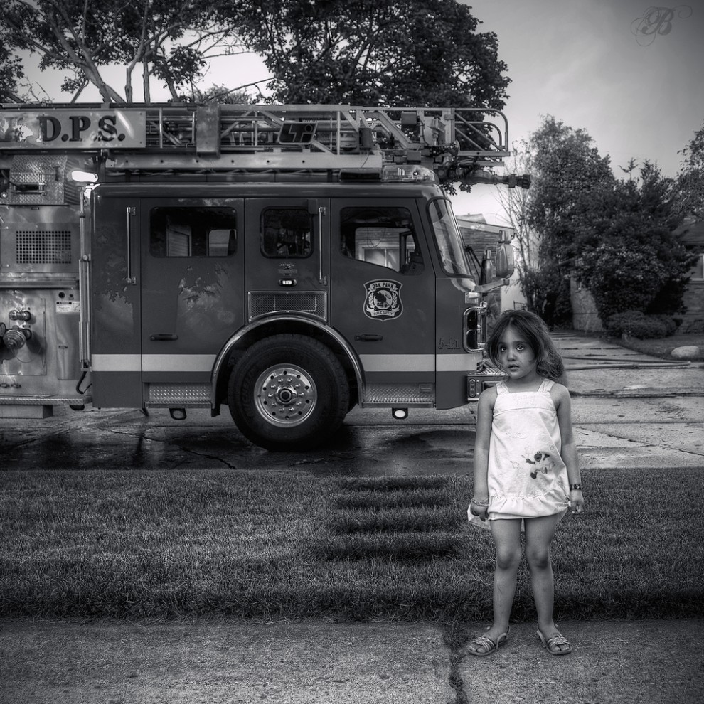 fire18 990x990 Фотопроект «Больше, чем работа» Брайана Дэя