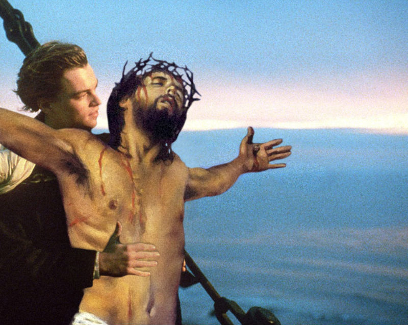 26Jesus On The Titanic Фотопроект «Иисус повсюду»