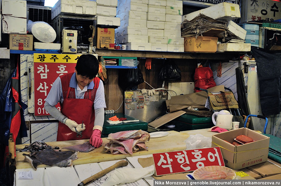 49 Знаменитый рыбный рынок в Сеуле 