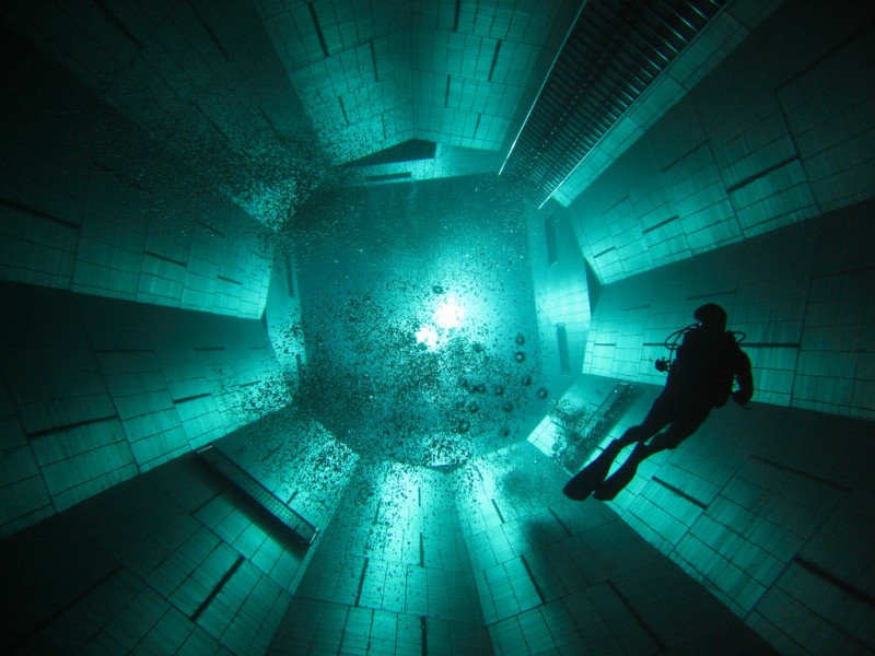 deepest 8 800x600 7 фактов о самом глубоком бассейне в мире
