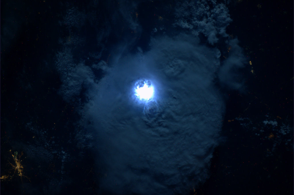 네덜란드 우주 비행사 안드레 Kipersa에서 놀라운 우주 사진 공간 17