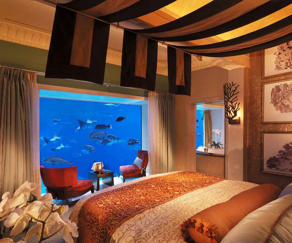 Atlantis The Palm Underwater Suites  Bedroom Сказка наяву – роскошный отель Атлантис в Дубаи