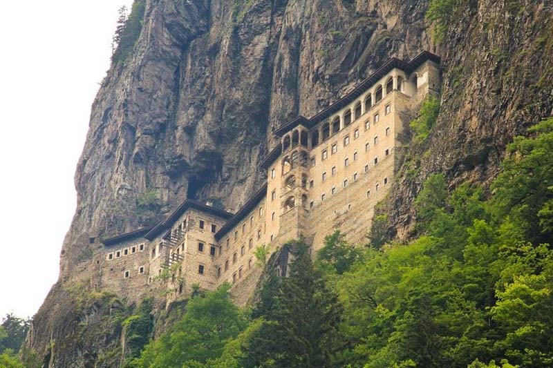 Inaccessible Monasteries 11 Самые труднодоступные монастыри в мире