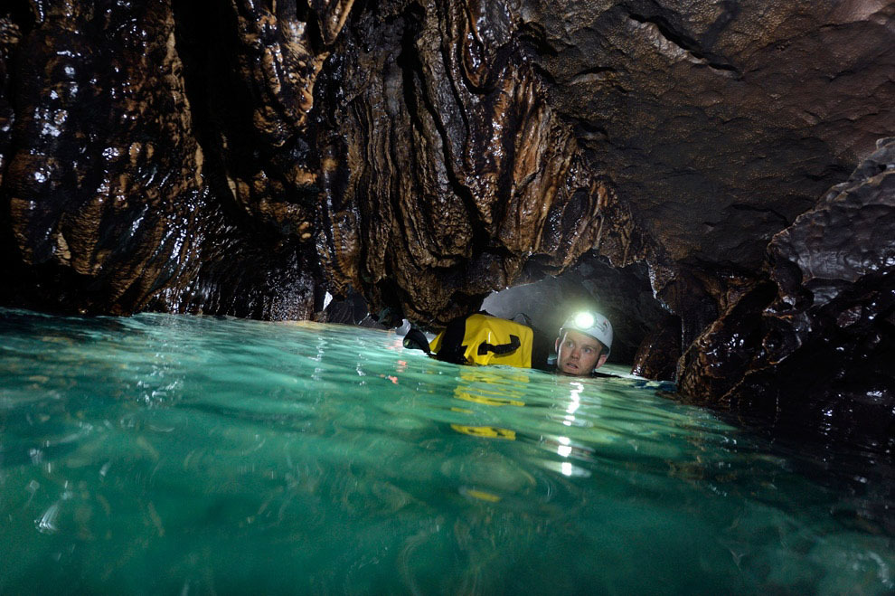 Robbie Shone 5 Спуск в одну из самых глубоких пещер мира