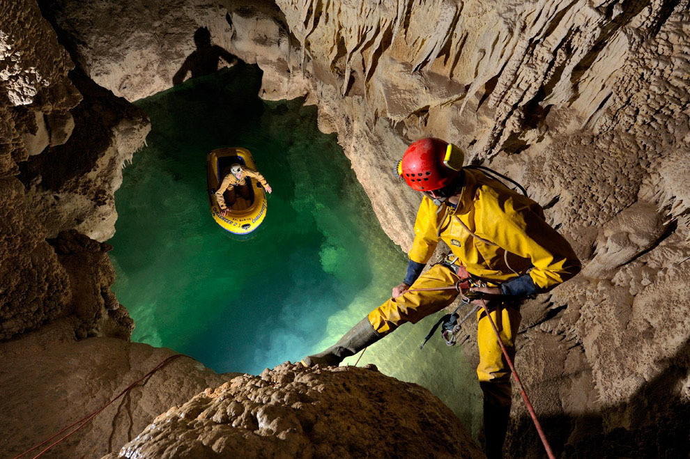 Robbie Shone 7 Спуск в одну из самых глубоких пещер мира