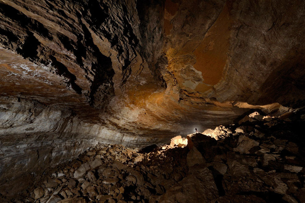 Robbie Shone 8 Спуск в одну из самых глубоких пещер мира