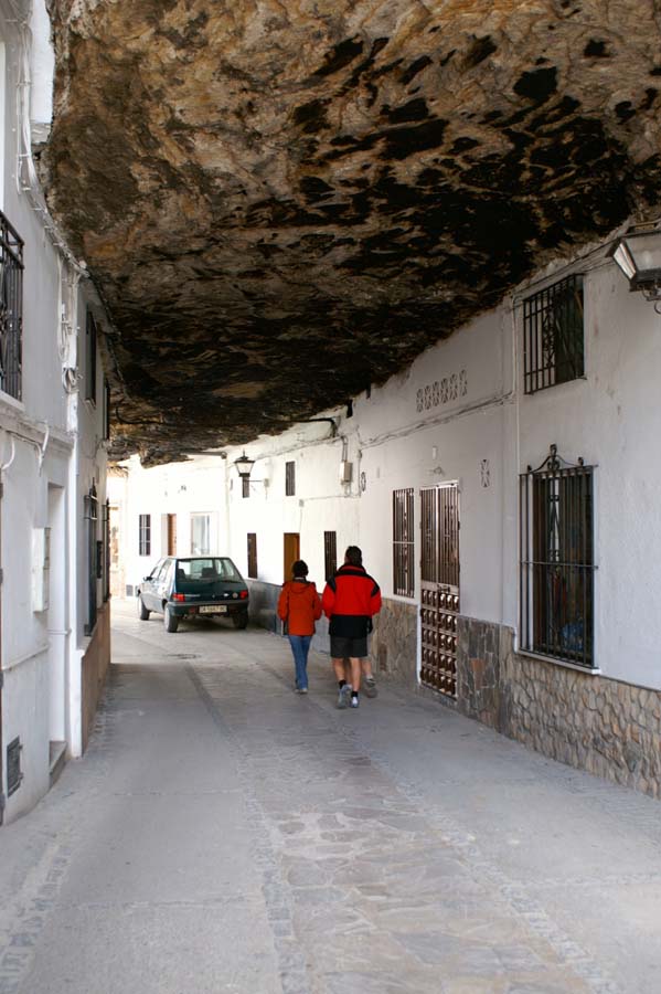 Setenil de las Bodegas 8 Удивительный городок в скале: Сетениль де лас Бодегас