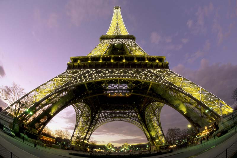 The Eiffel Tower 12 Эйфелева башня   вид снизу